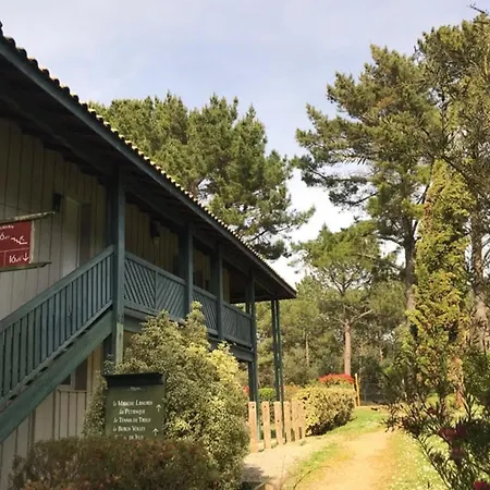 아파트 For 6 - Pierre & 몰리엣젯마